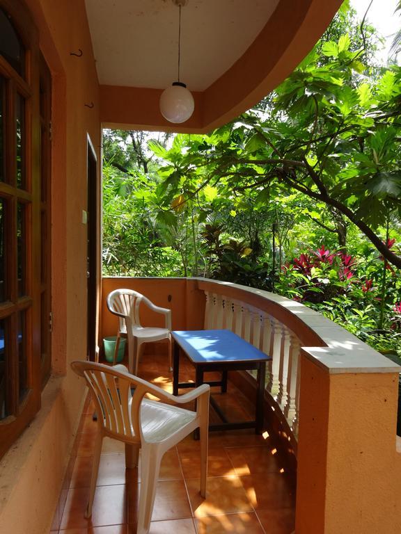 Pinto Guest House Candolim Pokoj fotografie