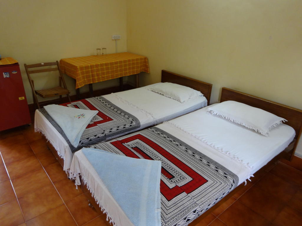 Pinto Guest House Candolim Pokoj fotografie